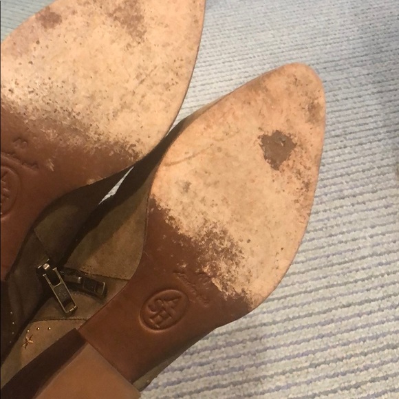 Ash embroidrer bootie - Picture 4 of 8